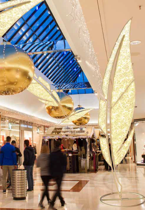 9.8' LED Feather 2 9.8' LED Feather - Image 2