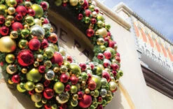 Deluxe Decorated Wreath 5 Deluxe Decorated Wreath -Commercial Christmas Supply CustomDeluxeDecoratedCommercialWreath