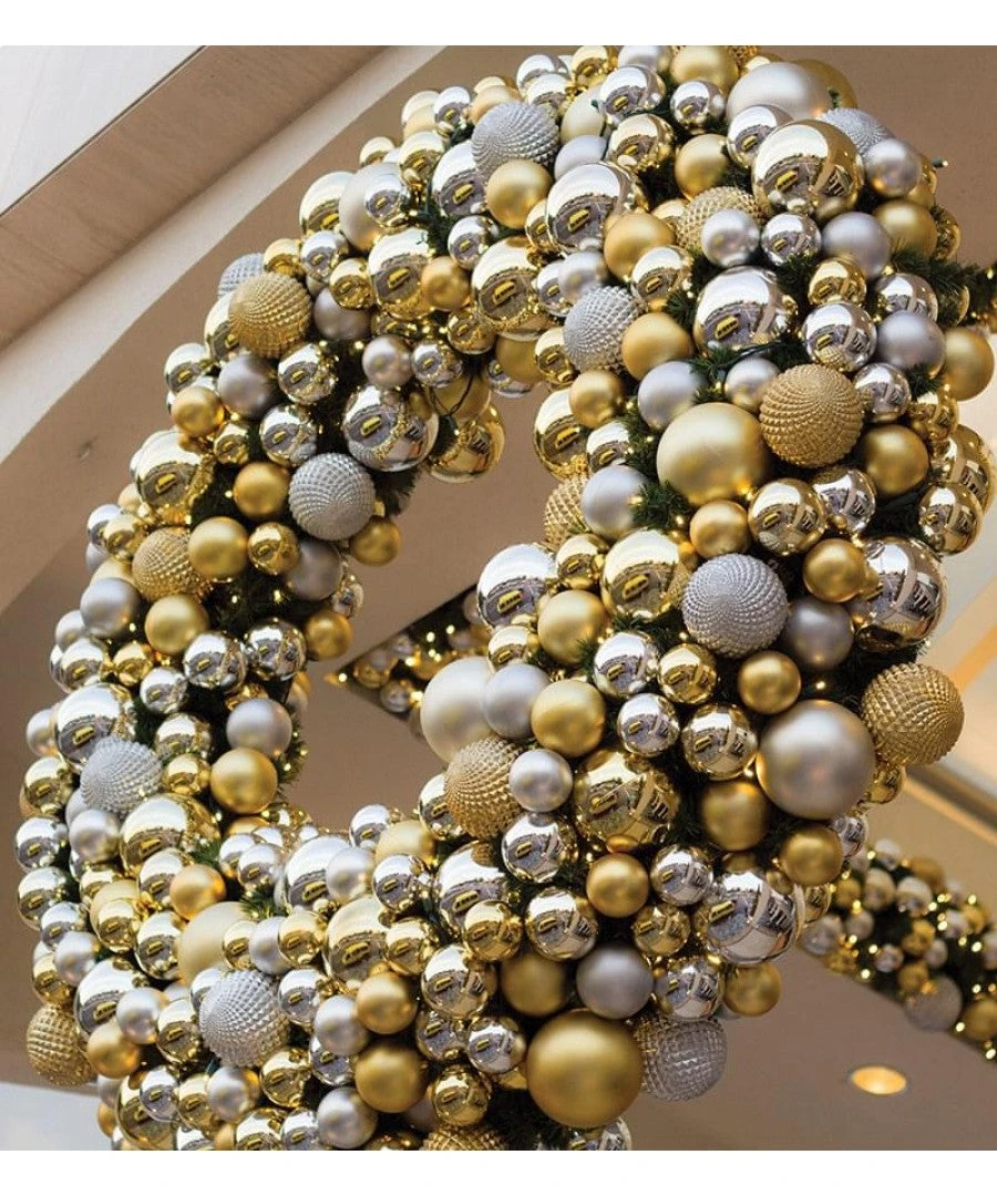 Deluxe Decorated Wreath 2 Deluxe Decorated Wreath - Image 2