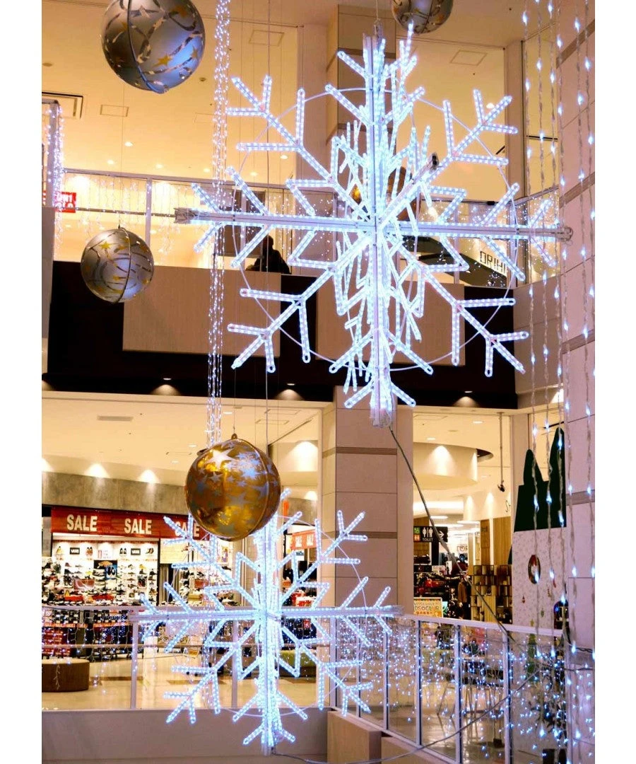 7' LED Rope Light Hanging Snowflake Chandelier 4 7' LED Rope Light Hanging Snowflake Chandelier - Image 4